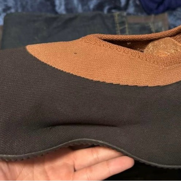 Yeezy - Picture 3 of 3